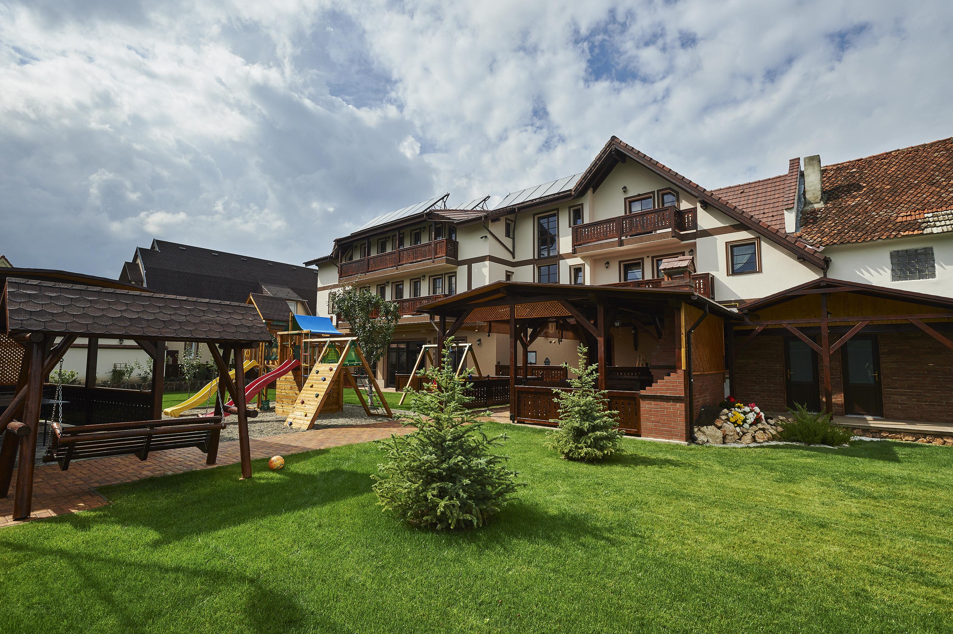 Conacul Ambient Hotel Cristian  Exterior foto